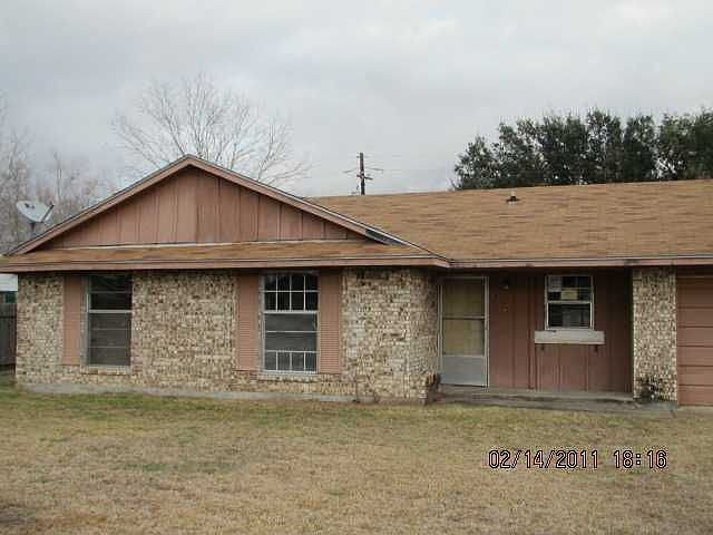 1st image of 5831 Moonglow Dr