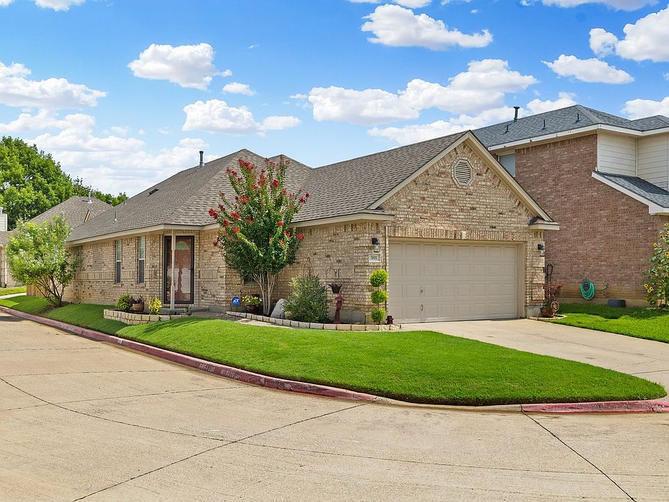 1st image of 501 Saddle Dr
