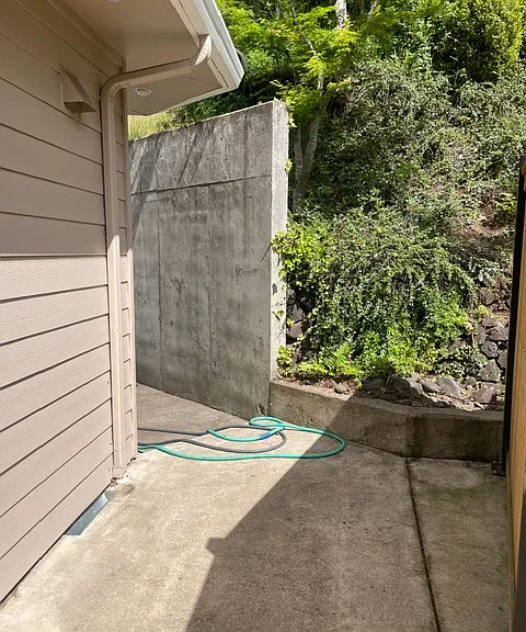 2709 Hallmark Ln — Photo 25