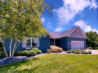 3919 Daffodil Ln, Champaign, IL