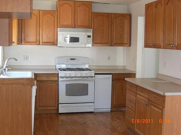 3rd image of 311 Poplar Ave