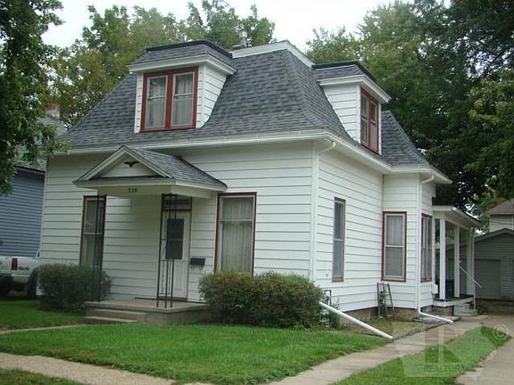 2nd image of 320 N A St