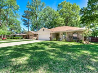 2604 Oakside Dr, Haughton, LA 71037
