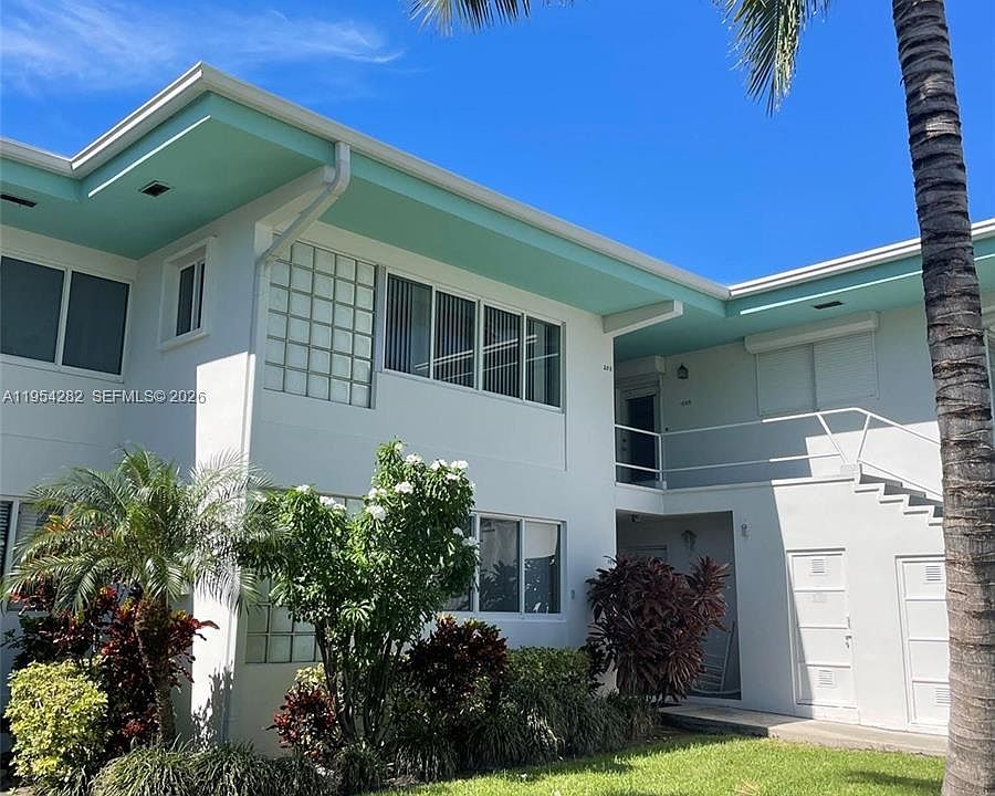 1st image of 180 Isle Of Venice Dr APT 208