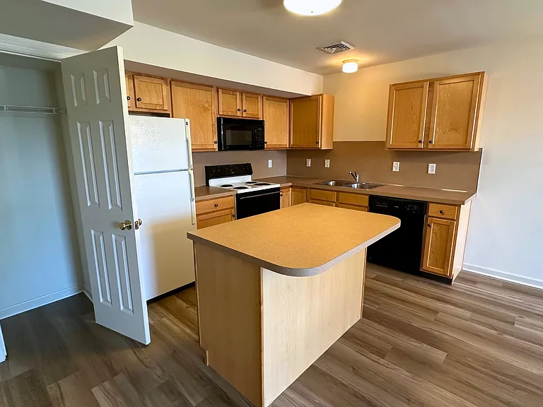 1220 Hammon Ave — Photo 11