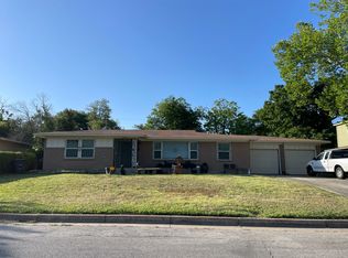 2140 Ridgeview St, Fort Worth, TX 76119