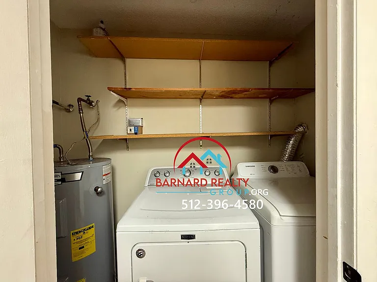 402 Fredericksburg St #16 — Photo 7