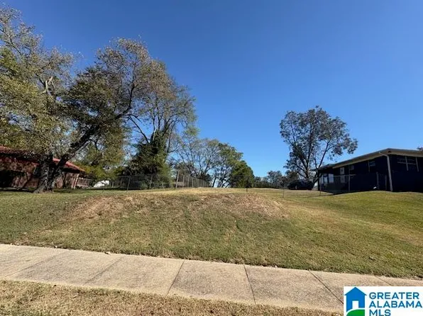 5409 Terrace Ave, Fairfield, AL 35064