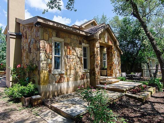 3rd image of 7906 Williamson Creek Dr