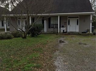 2074 3rd St #B, Mandeville, LA 70471