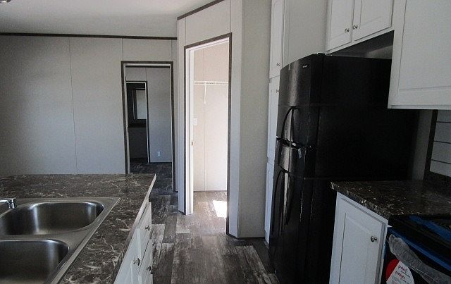 1st image of 90 S Stuart Cir