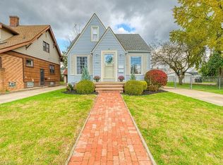 3902 Maplecrest Ave, Parma, OH 44134