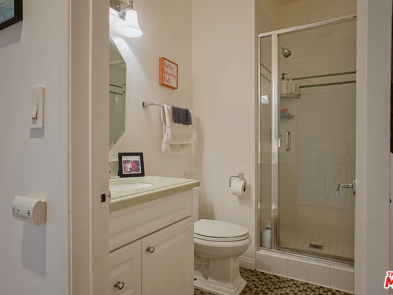 832 Palm Ave #206 — Photo 10