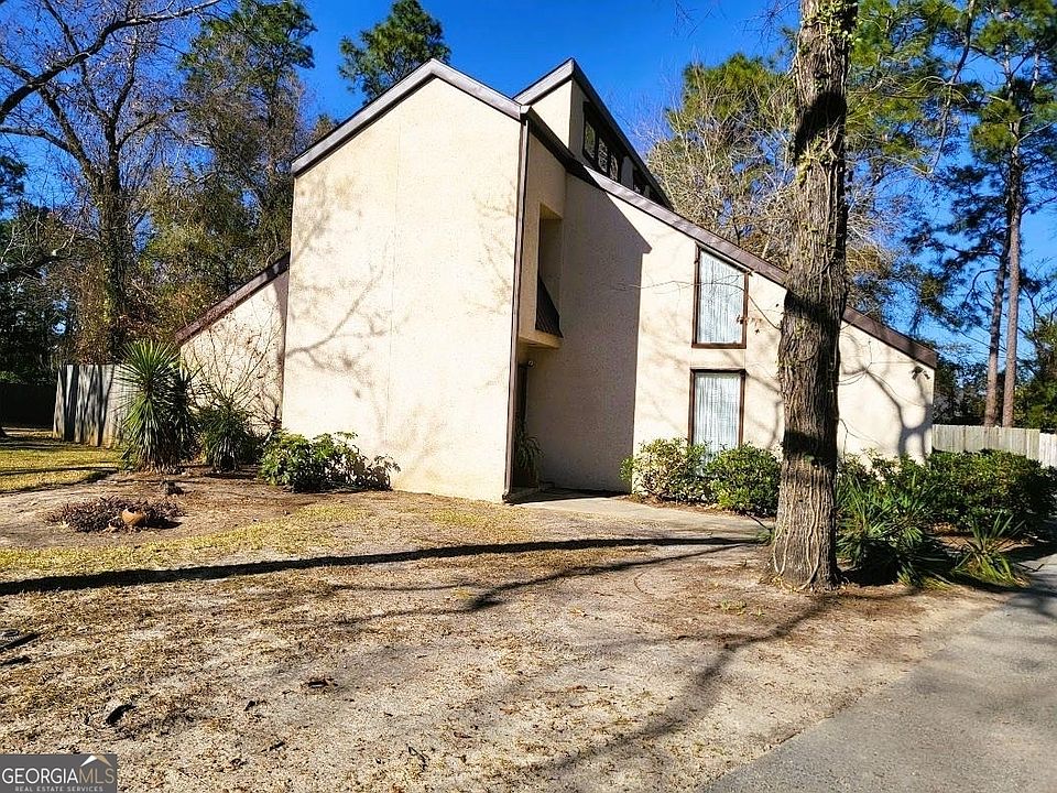 1st image of 620 Mimosa Ct