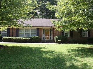 915 Dundee Ct, Martinsville, VA 24112