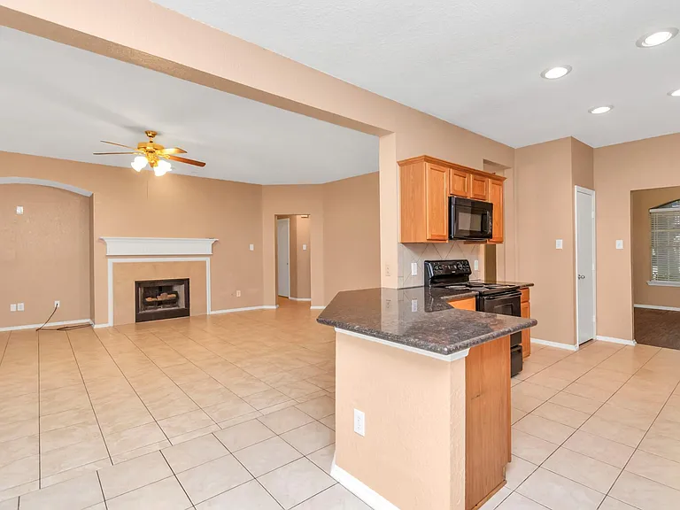8506 Chancellorsville Ln — Photo 16