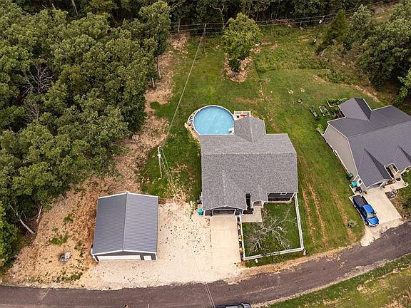 2nd image of 3471 Circle Dr