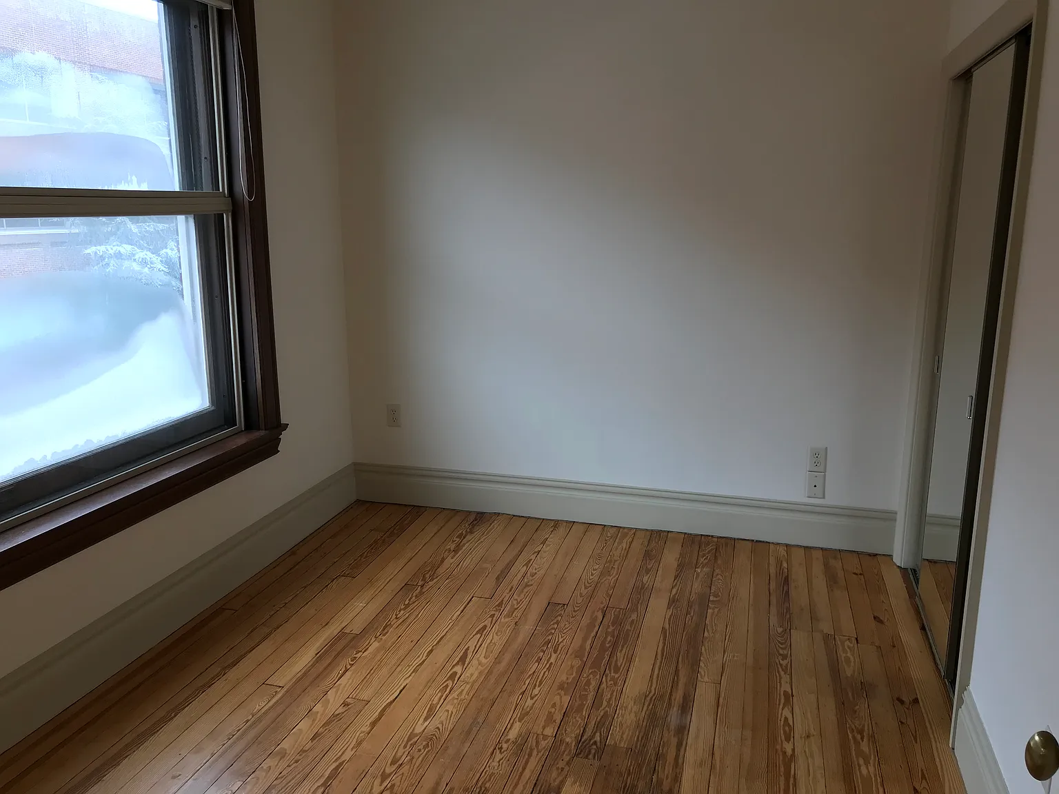 1 bed, 490 sqft, $1,300 — Photo 2