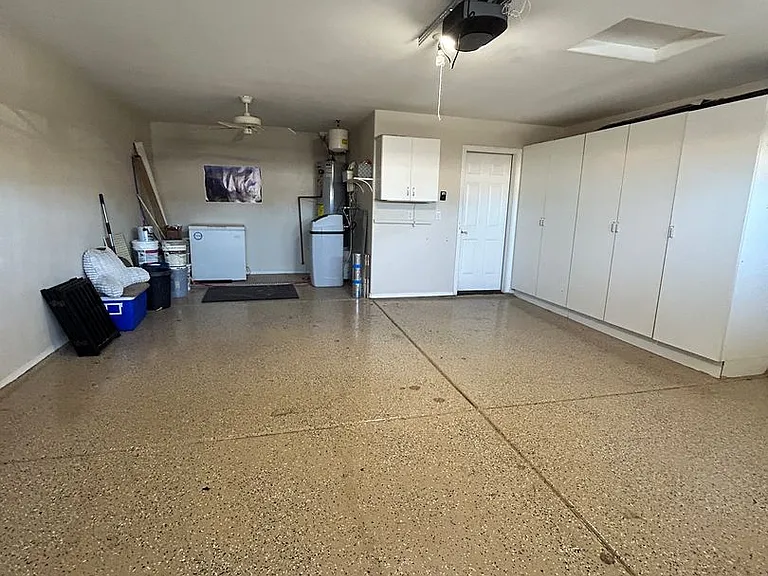 2413 Jacob Row — Photo 25