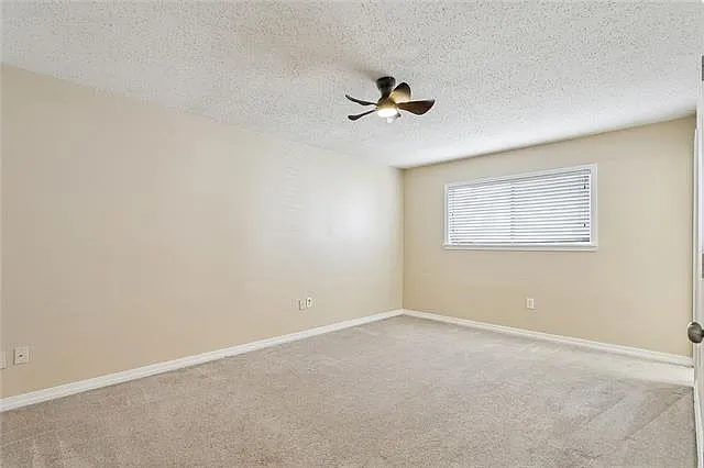 218 Melody Ln — Photo 11