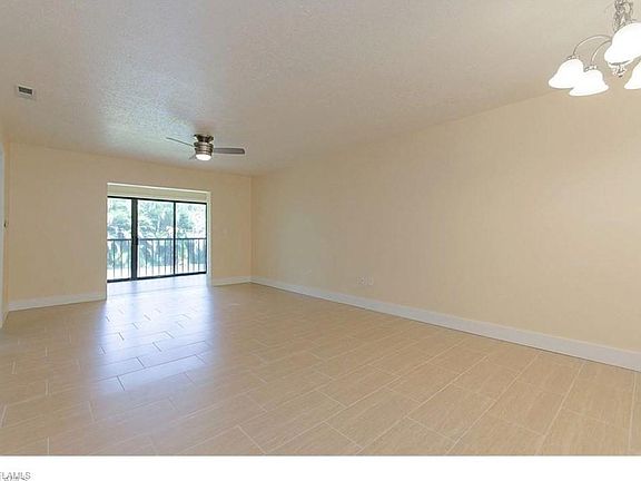 3rd image of 1101 Rosemary Ct APT 203