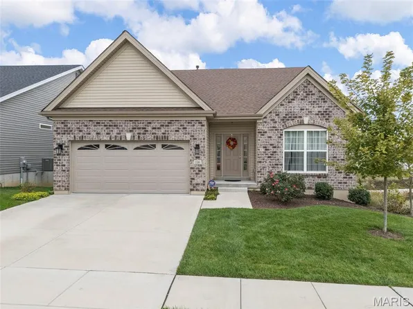 116 Columbia Meadows Ln, O'Fallon, MO 63366
