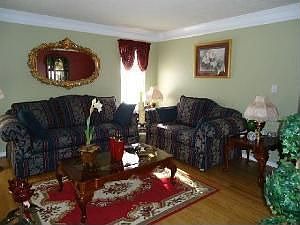3rd image of 1023 Kingway Dr