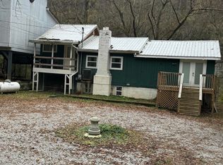 8731 Beach Rd, Lexington, KY 40515