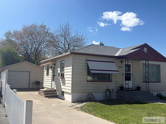 2nd image of 3537 Valley Rd
