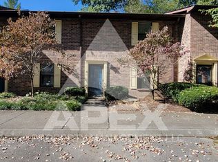 1327 Francis Station Dr, Knoxville, TN 37909