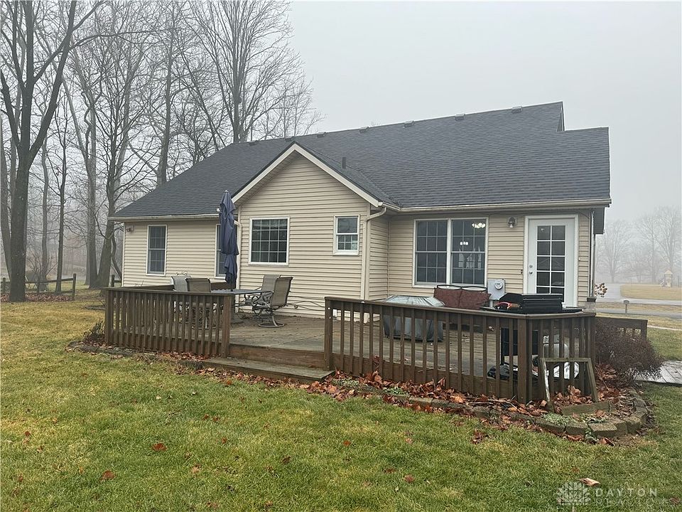 2nd image of 80 Fiord Dr