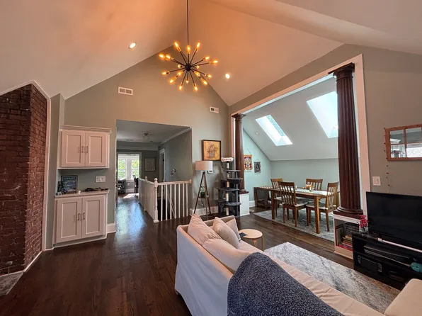 4019 Warwick Blvd APT 2, Kansas City, MO 64111
