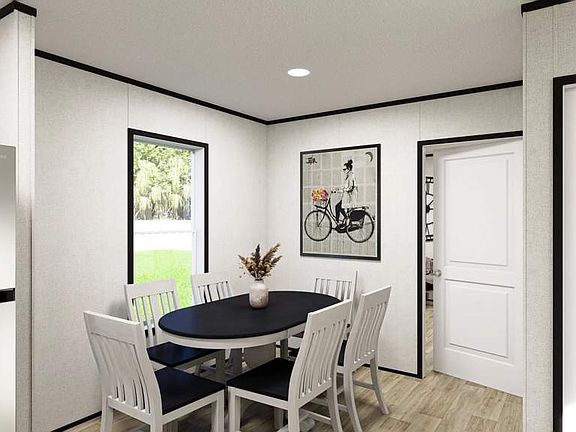 4th image of 68 Clydes Ln #68