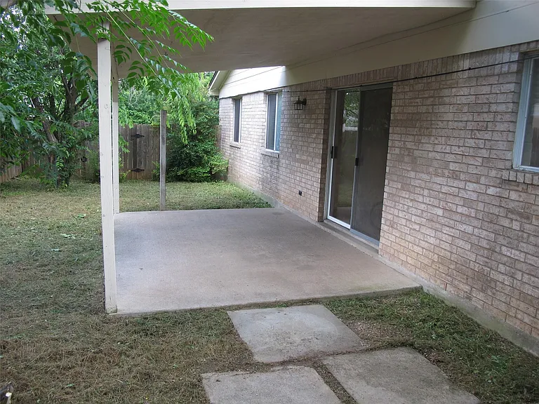902 Quartz Ct #B — Photo 25