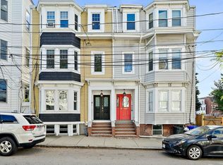 159 W 7th St #1, South Boston, MA 02127