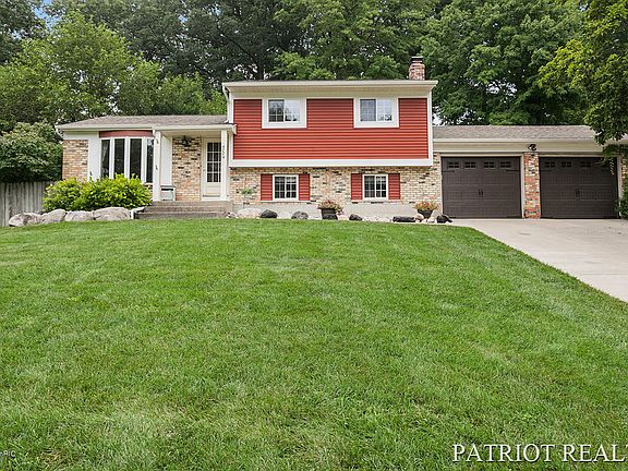 3rd image of 4774 Brookgate Dr NW