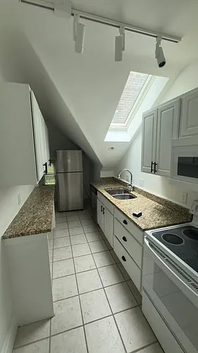 353 Howell Ave #3 Photo 1