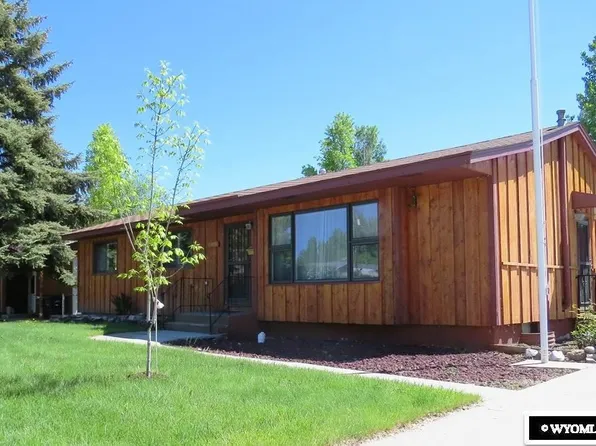 1109 Sierra Dr, Riverton, WY 82501