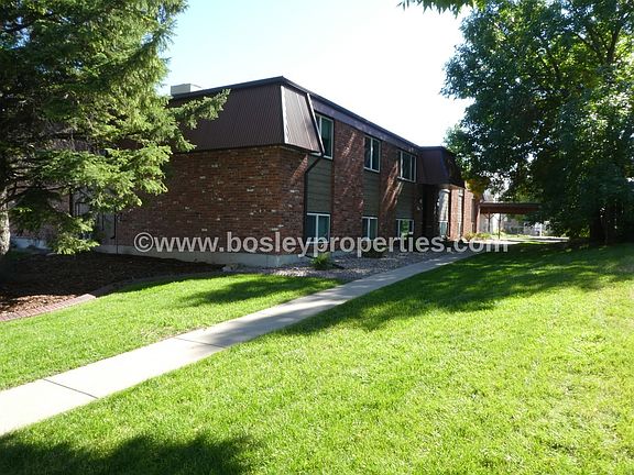 3rd image of 1600 20th St S APT 8