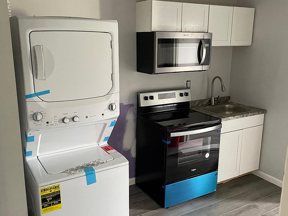 2nd image of 2805 N 12th St #3