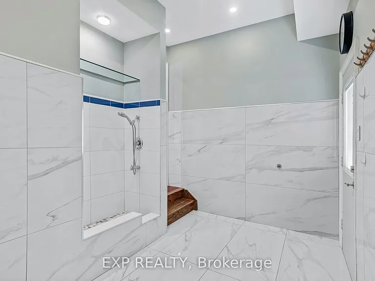 598 Lyman Blvd — Photo 16
