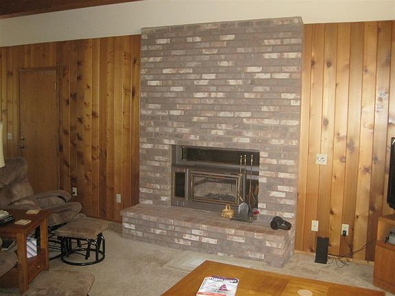 4th image of 1300 Lassen View Dr