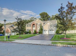 44 Spruce Meadows Dr #336, Monroe Township, NJ 08831