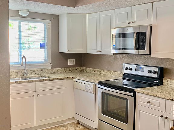 4th image of 3870 Mission Dr Unit 3