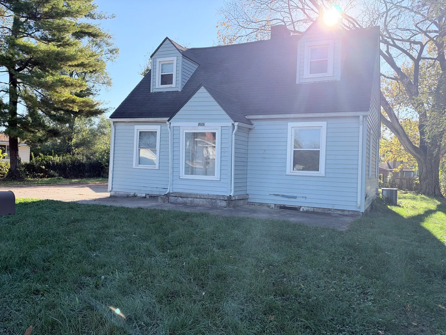 2328 Forest Home Ave — Photo 1