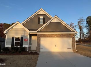 325 Sirius Dr, Sanford, NC 27330