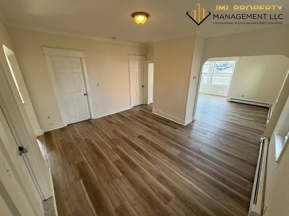 78 Barre St #1, Fall River, MA 02723
