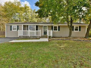 17 Carol Ln, Howell, NJ 07731