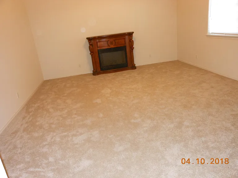 14 Lola Ct — Photo 4
