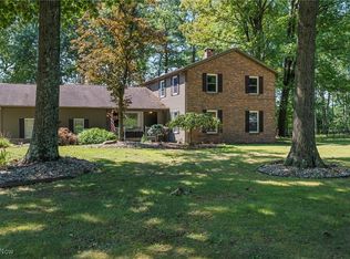 1929 Twin Oaks Dr, Girard, OH